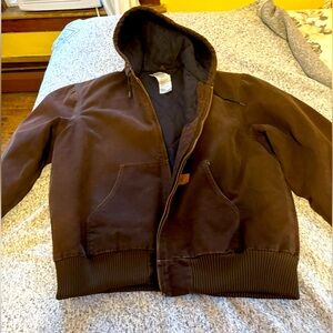 Men’s carhart jacket gently used one season in brown